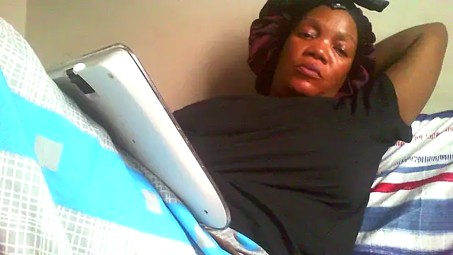 Snapshot of DustyLucy02 chatting on 03-21-26, 03:04 DustyLucy02 online show from 03-21-26, 03:04