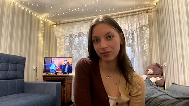 CarliBatas online show from 11-08-25, 12:49