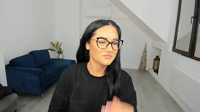 AnyaEvy online show from 11-13-25, 04:33