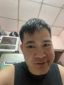 momne7799 online show from 03-19-26, 01:59