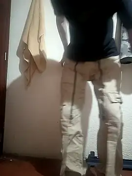 juliann boy online show from 02-02-26, 06:12