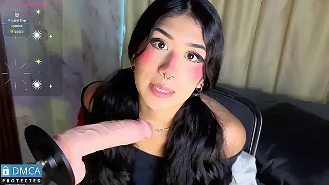 Snapshot of sofia_sstonee_ chatting on 03-26-26, 07:19 sofia sstonee online show from 03-26-26, 07:19