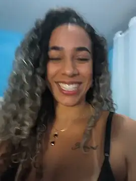 Snapshot of vivianeleoa chatting on 07-28-26, 09:14 vivianeleoa online show from 07-28-26, 09:14