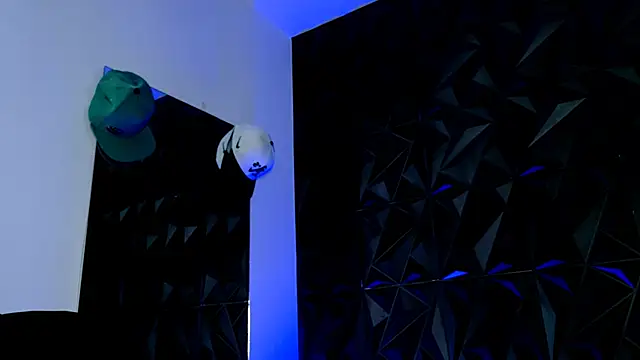 Maxwell Dupont online show from 11-20-25, 08:08