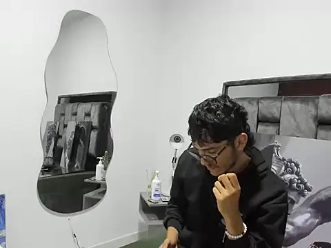 maximoseductor online show from 11-08-25, 03:18