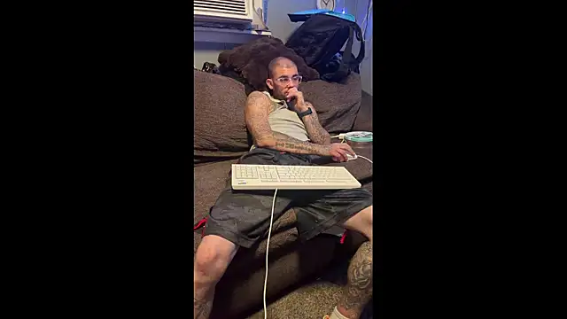 trickydickydaddy online show from 05-26-26, 02:07