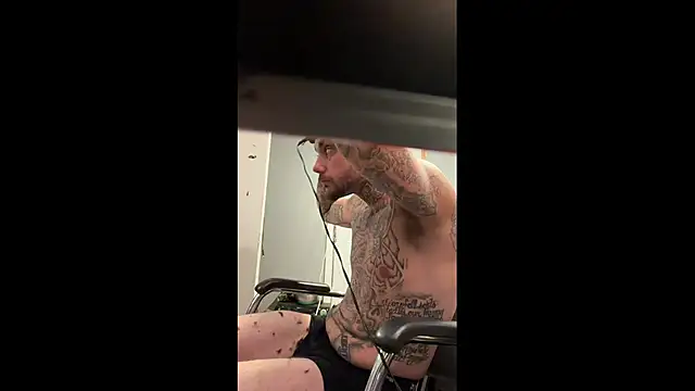 trickydickydaddy online show from 06-18-26, 07:52