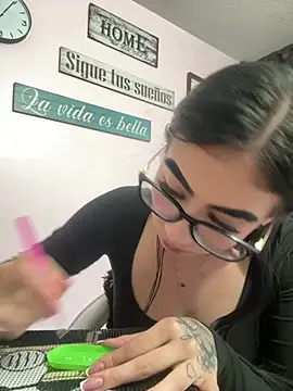 SCARLETT INK  online show from 05-08-26, 11:59