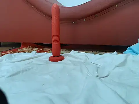 Tiny-122 online show from 03-15-26, 08:42