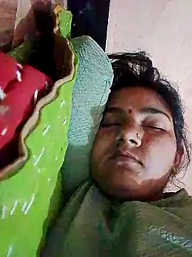 Snapshot of Seema_ji12 chatting on 02-10-26, 11:42 Seema ji12 online show from 02-10-26, 11:42