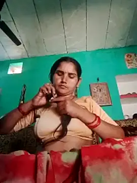 Snapshot of Seema_ji12 chatting on 03-24-26, 06:29 Seema ji12 online show from 03-24-26, 06:29