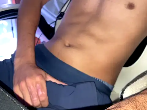 Snapshot of mathias2708 chatting on 11-17-25, 03:56 mathias2708 online show from 11-17-25, 03:56