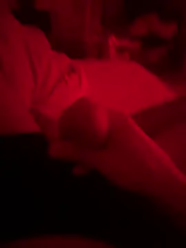 Snapshot of groschibre40100 chatting on 11-25-25, 11:05 groschibre40100 online show from 11-25-25, 11:05