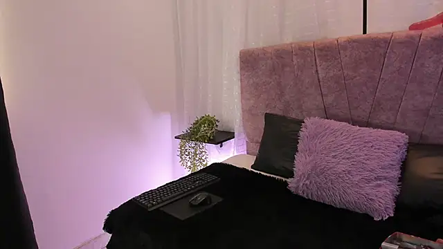 Snapshot of Victoriaa_Anderson chatting on 04-11-26, 01:04 Victoriaa Anderson online show from 04-11-26, 01:04