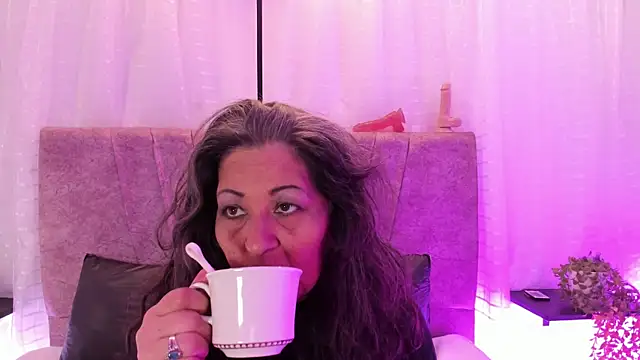 Snapshot of Victoriaa_Anderson chatting on 04-23-26, 12:51 Victoriaa Anderson online show from 04-23-26, 12:51