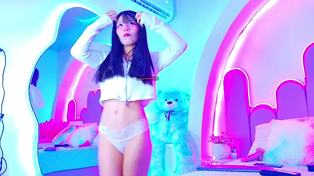 BunnySexyy18 online show from 05-04-26, 03:35
