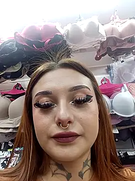 Snapshot of Ema_goddess chatting on 04-10-26, 04:44 Ema goddess online show from 04-10-26, 04:44