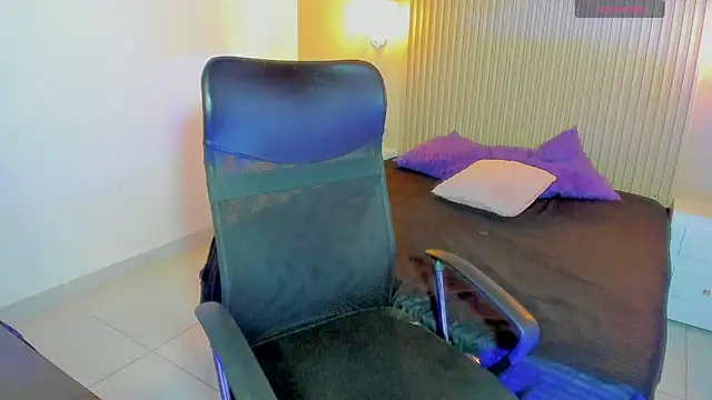 SashaSmithh1 online show from 11-09-25, 06:01