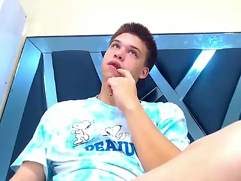 Liam York  online show from 01-13-26, 09:09