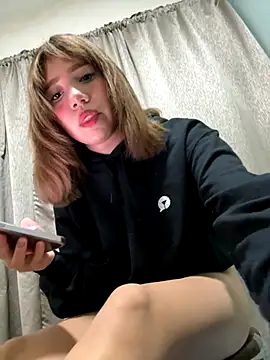 latinahorny11 online show from 12-18-25, 05:24