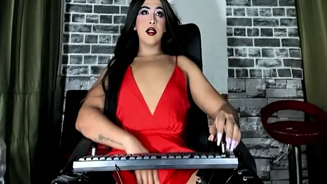 aurora russo  online show from 02-06-26, 12:15