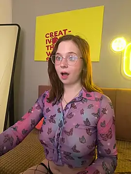 Erica Nelson online show from 11-23-25, 01:38