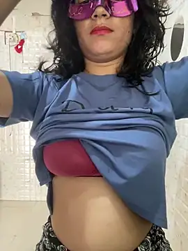 Red Queen 11 online show from 11-16-25, 07:47