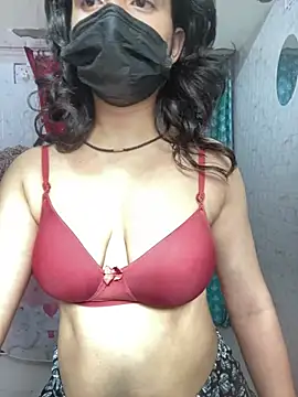 Red Queen 11 online show from 03-23-26, 03:32