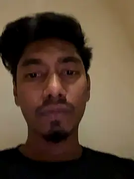 Snapshot of RonnySlim chatting on 11-09-25, 10:52 RonnySlim online show from 11-09-25, 10:52