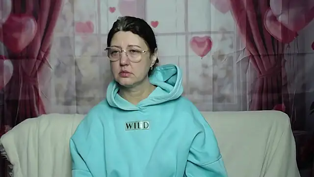 RoseHille online show from 02-08-26, 06:17