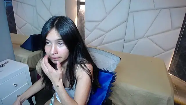 bunnywhite21 online show from 02-06-26, 05:49