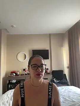 Milana8263 online show from 12-19-25, 06:42