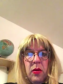 simone xdressing online show from 10-04-25, 11:36