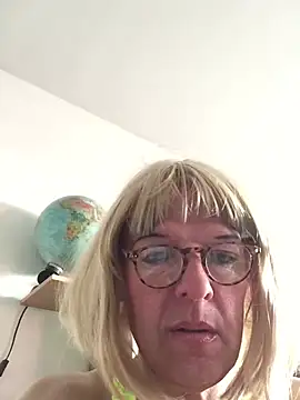 simone xdressing online show from 03-22-26, 03:37