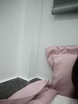   Anna    online show from 02-10-26, 04:00