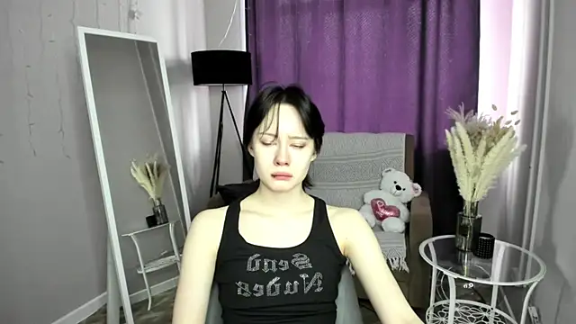 Annie Way online show from 03-25-26, 12:11