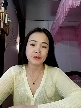 Feeling-hot online show from 03-10-26, 07:13