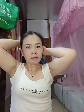 Feeling-hot online show from 05-20-26, 03:02