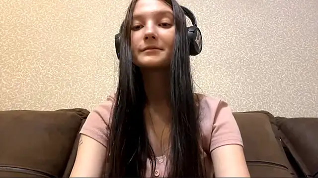 AurorAurora online show from 11-30-25, 09:02