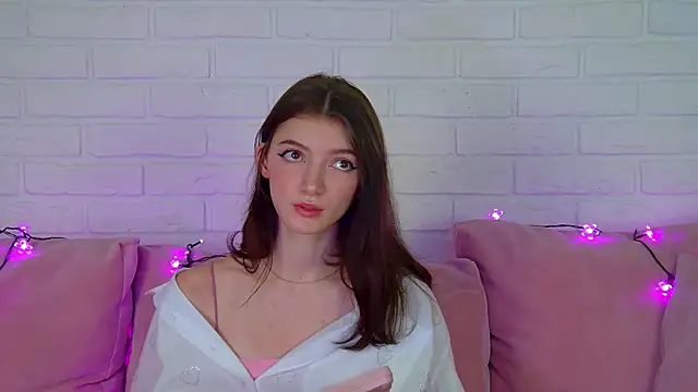 SophiaProve online show from 01-19-26, 04:22