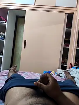 Snapshot of krishnaclip chatting on 11-12-25, 11:58 krishnaclip online show from 11-12-25, 11:58