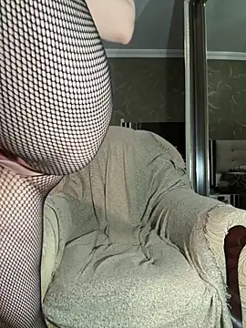 Snapshot of itsmeAlarann chatting on 02-27-26, 01:49 itsmeAlarann online show from 02-27-26, 01:49