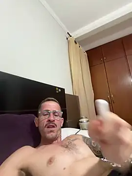 Lucasjandre online show from 05-16-26, 01:13