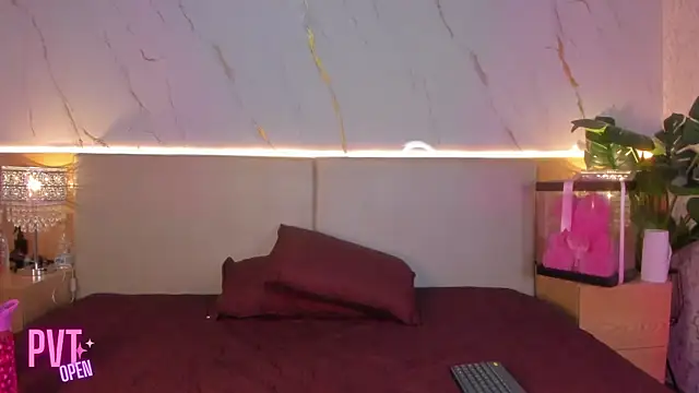 april grey11 online show from 02-04-26, 08:03