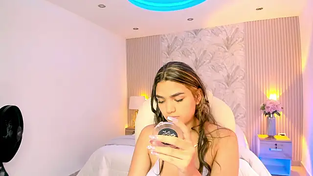 Kim stonee online show from 01-05-26, 07:28