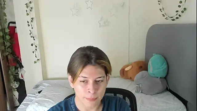 Felix kitty online show from 11-12-25, 07:24