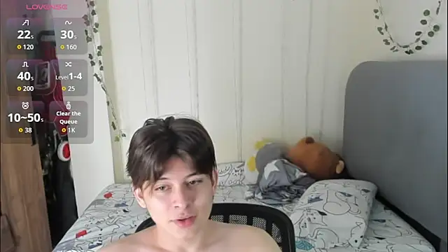 Felix kitty online show from 03-19-26, 07:07