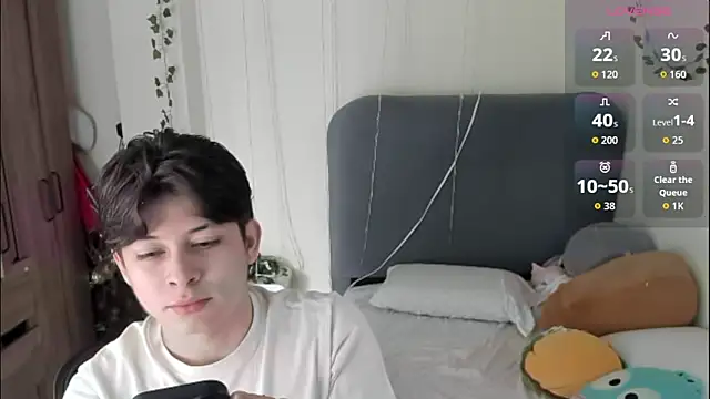 Felix kitty online show from 04-08-26, 07:14