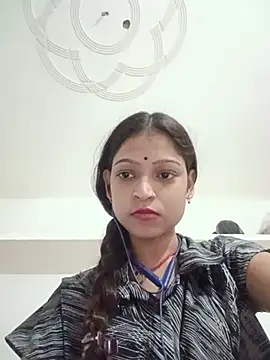Mohnicute online show from 06-13-26, 06:50