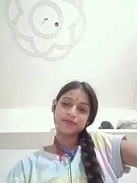 Snapshot of Mohnicute chatting on 07-10-26, 06:21 Mohnicute online show from 07-10-26, 06:21